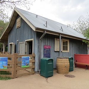 Childrens Zoo - Barnyard