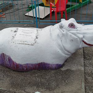 Hippo sculpture