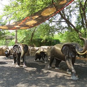 Giants of the Savanna - Entry Sculptures