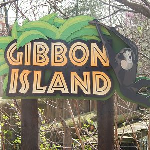 Apr. 2014 - New Gibbon Islands Entrance Sign
