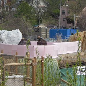 Apr. 2014 - Africa Update - Future Meerkat Exhibit