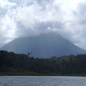 Volcano and Lake Arenal, 19/04/14