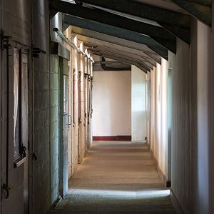 Zebra housing (corridor) : Whipsnade : 22 Jun 2014