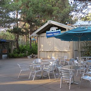 Northern Frontier - Polar Bear Plunge - Arctic Treats