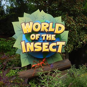 Jun. 2014 - New World of the Insect Entrance Sign