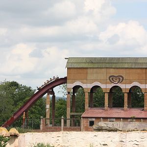 Dropping from above the Lion House, 7th July 2014