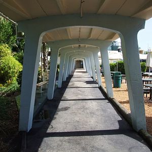 Covered Walkway at Miami Seaquarium, 16/10/13