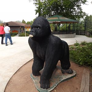 Gorilla Statue