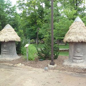 Africa! - Grain Storage Statues