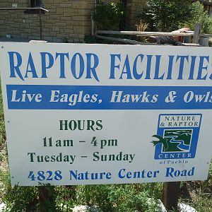 Raptor Center Sign