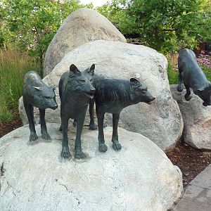 Wolf Statues