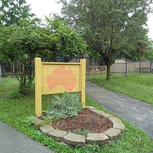 Aussie Walk-Through Yard - Sign
