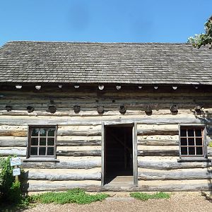 Wetland Zone - River Cabin