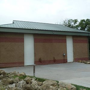 Reticulated Giraffe Barn