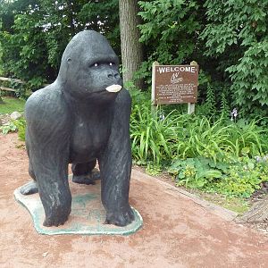 Gorilla Statue