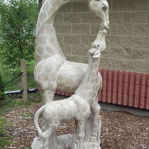 Giraffe Statue