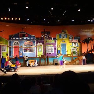 Pets Ahoy! Stage at SeaWorld Orlando