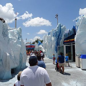 General View of Antarctica: Empire of the Penguin