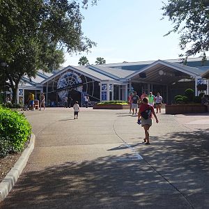 Entrance to Wild Arctic at SeaWorld Orlando