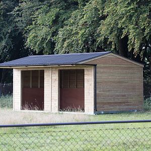 Shelter (Holly Frindle Paddock) : Whipsnade : 07 Sep 2014