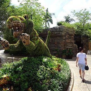 Tiger Topiary at Busch Gardens Tampa