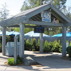 Northern Frontier - 4D Theater