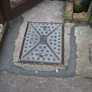 Repairs outside the macaw aviary, 19th September 2014
