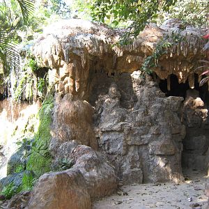 entry to faux cave