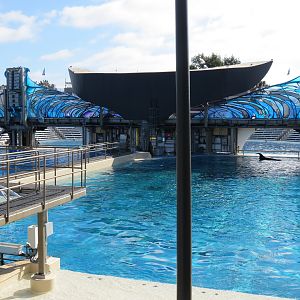 Shamu Stadium - One Ocean Show - Holding Tanks