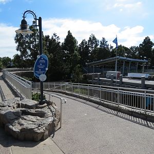 Shamu Stadium - One Ocean Show - Shamus Underwater Viewing