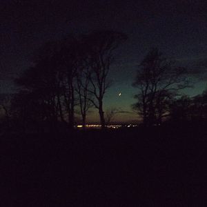 Slightly later than yesterday - plus the moon! 24th November 2014