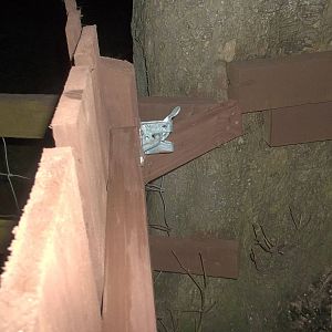 Latch on new gate by Raccoon Dog exhibit, 13th December 2014