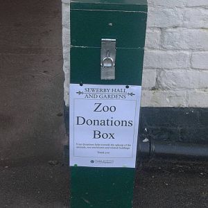 A coat of paint for the donations box, 24th January 2015