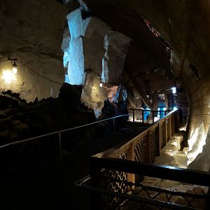 Wild Arctic - Shipwreck Tunnel