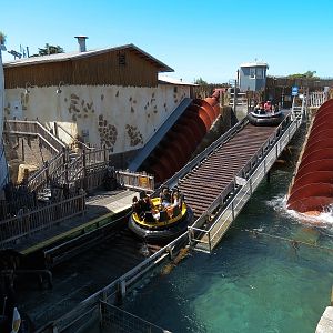 Shipwreck Rapids - Ride