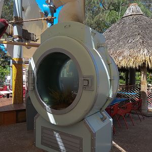 Shipwreck Rapids - Shipwreck Reef Cafe - Aquarium - Unsigned