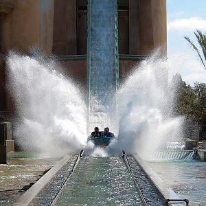 Journey To Atlantis - Ride