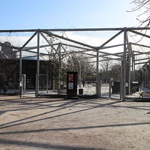 zoo entrance