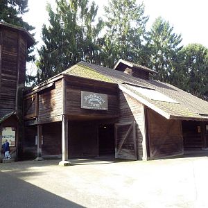 Family Farm - Main Barn