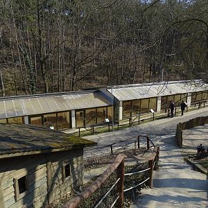 Small mammal enclosure