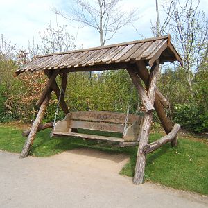 Swing seat