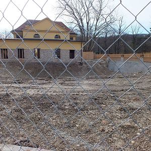 Giraffe Construction