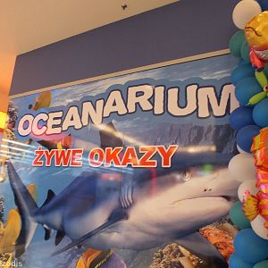 Tacky Entrance to Aquarium