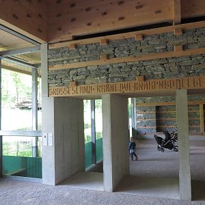 Russian brown bear enclosure