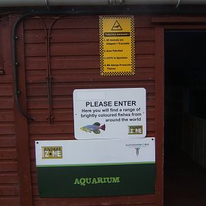 Aquarium entrance signs