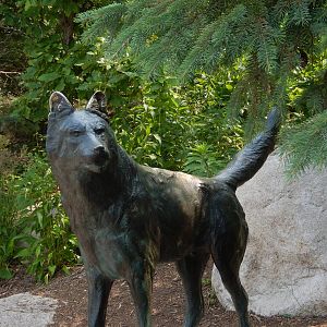 7/3/2015 - Wolf Statue