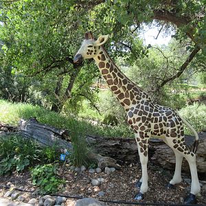 Giraffe Statue