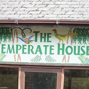 Entrance sign to the Temperate House