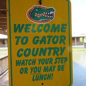 Gator Sign
