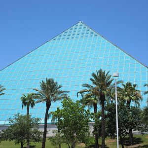 Aquarium Pyramid